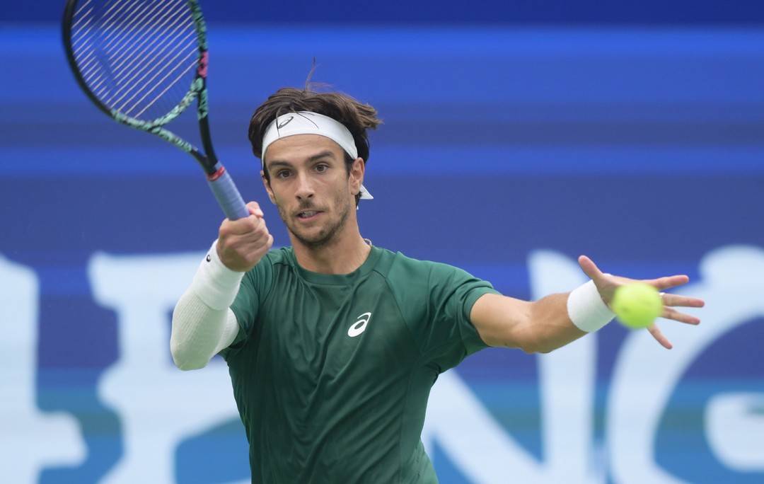 在第四局和, 成都公开赛, class