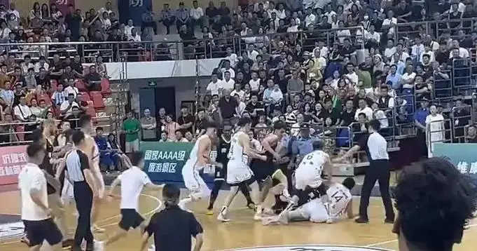 大胜西班牙, alt